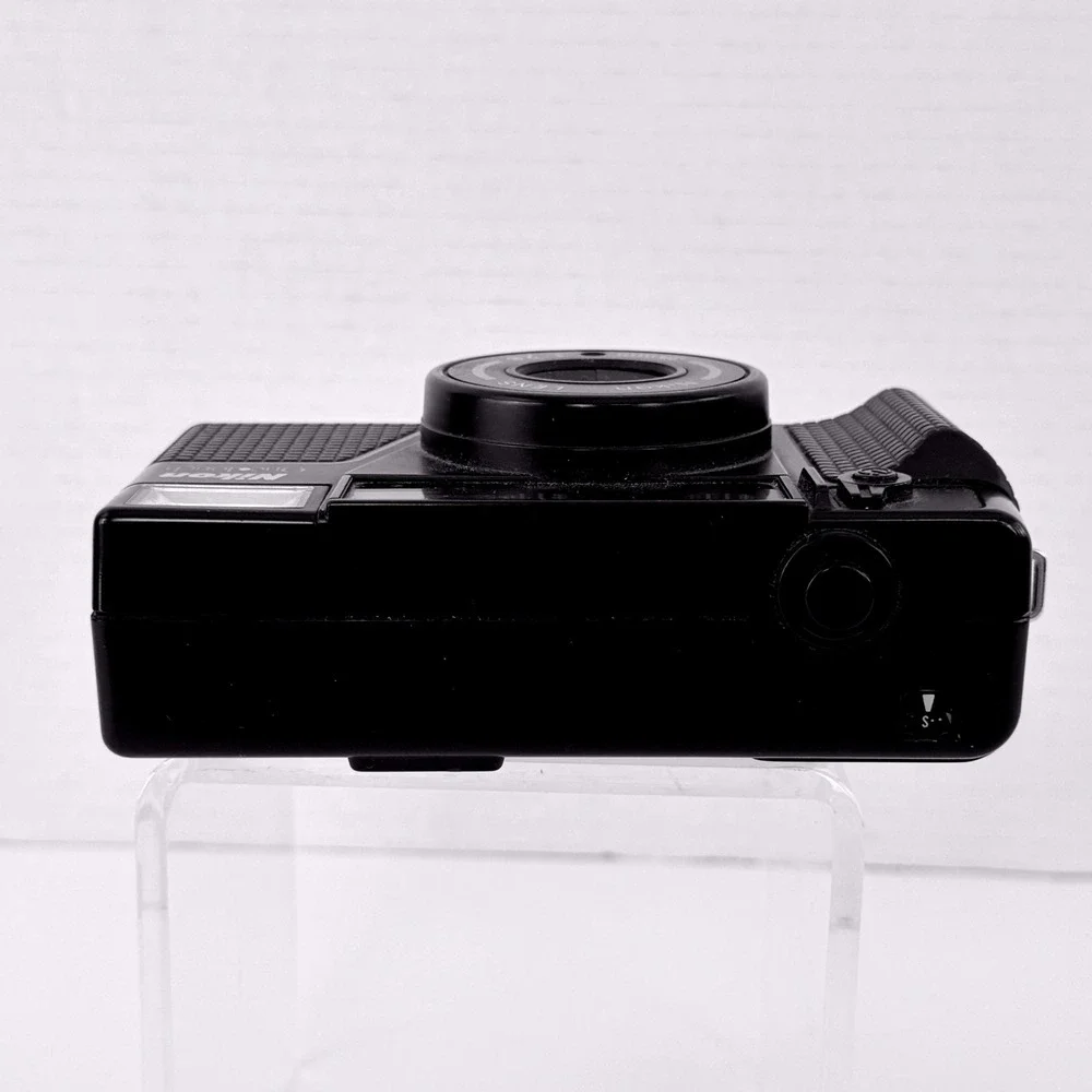 Nikon One Touch 35mm Camera Black Good Vintage L35AF2 35mm f2.8 Lens